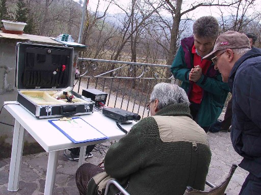 consulto.jpg (86098 byte)
